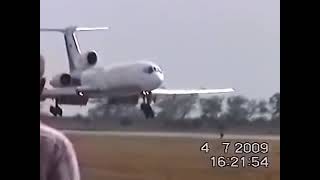 Аварийная посадка самолета ТУ-154  2009 год