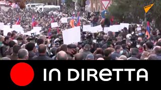 Yerevan: proteste contro l'accordo di pace in Nagorno-Karabakh