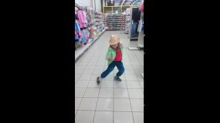 Набирающая популярность Малышка задала ЖАРУ!!! Малолетняя фанатка Michael Jackson 's