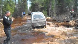 Ниссан Ларго река ИЖ 1