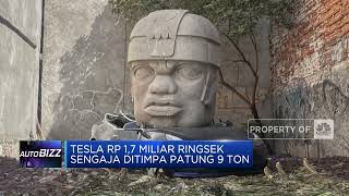 Tesla Rp 1,7 Miliar Ringsek, Sengaja Ditimpa Patung 9 Ton