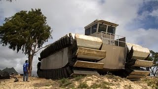 MONSTER TRUCK US military Ultra Heavy Lift Amphibious Connector