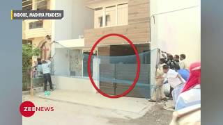 Indore: Leopard strays into residential area, injures two