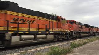 5. BNSF CON UNA T4 CON PROTECCIONES DE VENTANAS.