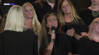 (2742) Voice of Joy: AMAZING GRACE og BUT THE BLOOD
