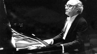 Brendel plays Beethoven Piano Sonata No.4, Op.7 (1/3)