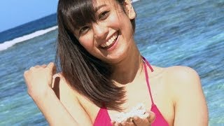 脊山麻理子、元日テレ女子アナのアイドルすぎるスマイル＆ボディ