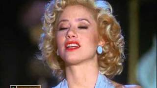 Effect  of Marilyn Monroe - UPSKIRT