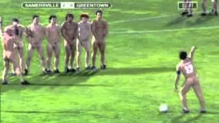 Nudisten Fussball - naked football