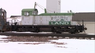 Old EMD SW1 & SW9 switchers in Garden City, Iowa