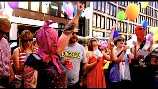 Free Pussy  Riot flashmob in Frankfurt 2/2 17.08.2012 punk gebet