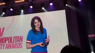 Екатерина Аксёнова бьюти директор журнала Cosmopolitan!!! За что вручают премии крупные издания !!!!