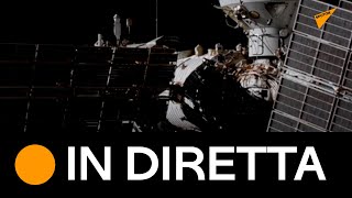 ISS, la passeggiata spaziale russa in corso