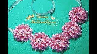 ПРАЗДНИЧНОЕ КОЛЬЕ канзаши с цветами из узкой ленты | Necklace Kanzashi ?