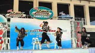 Oops!@Isuzu dance X series contest 2011
