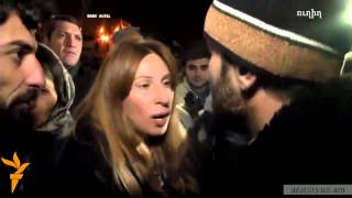 Zaruhi Postanjyan talks with the protestors in Gyumri