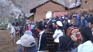 Banda MELODÍAS JUVENTUD VITIS YAUYOS /Fiesta Patronal de Vitis 2013