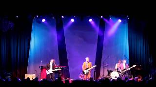Squeeze - Tempted, Fillmore San Francisco, 01 Aug 2010