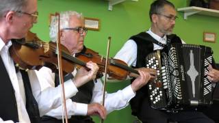 "Niels Jørgensens ottemandsdans" - Rebild Spillemændene/Danish folkdancemusic
