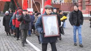 Ё-мобили на Красной площади. Yo-cars on Red Square