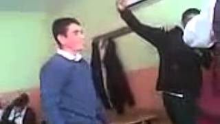 adana 19 mayıs lisesi 11-tmc sağ sol kavgası