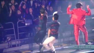 [ELFish's Fancam] 111120 Super Show 4 in Seoul - VCR + Oppa Oppa - Donghae solo ft. Eunhyuk