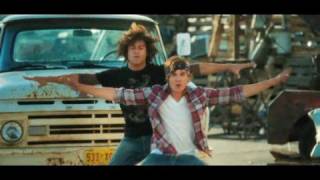 HIGH SCHOOL MUSICAL 3 | Bande-Annonce VF | Disney BE