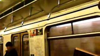 Как познакомиться с девушкой в метро