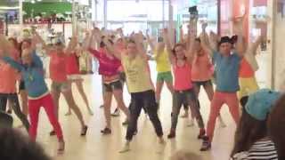 Танцевальный Флешмоб в Киеве - Flashmob - Pharrell williams happy