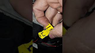 Снятие руля и AIRBAG РЕНО ЛОГАН 2014.