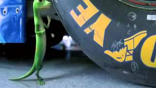 The Gecko's Day with GEICO Driver Casey Mears   The Gecko's Journey   GEICO Commercial