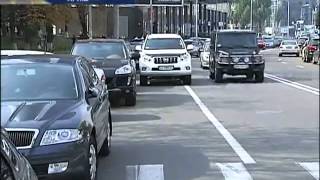 Попов требует усилить контроль за парковками