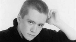 Oliver Wood/Sean Biggerstaff
