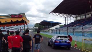 De auto Drag Race Seri I @ Sentul 13-14 April 2013