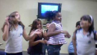 Preteen 1.3 sing One for all - High School Musical - By Teacher Borges
