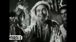 Hai Kali Kali Ke Lab Par Tere Husn Ka Fasana