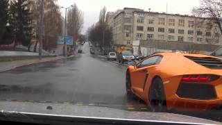 Lamborghini Aventador на убитых дорогах