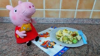 Готовим вместе со Свинкой Пеппой. Жареные кабачки с яйцом. Диета от Пеппы – Есть и худеть