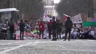 Митинг студентов-медиков в Париже