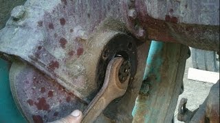 Сделай сам ☆ Владимирец Т-25 ☆ Устранение люфта в подшипниках задних колёс.