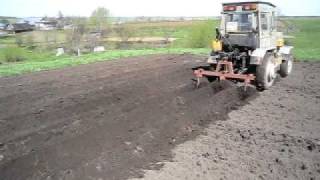 Нарезка гребней для посадки картофеля 09 05 2011г.