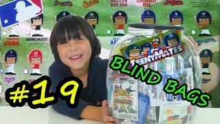 BLIND BAGS WEEKLY 19 – Looking for New York Yankees MLB Teeny Mates Sport Figures