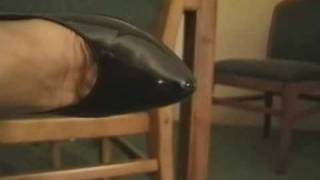 Office lady Stockings shoeplay