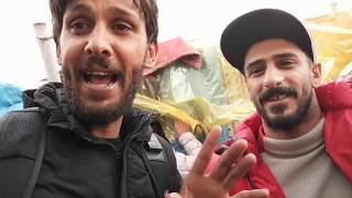 علي سمير وبن كاطع من أمام الشغب
