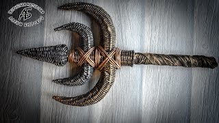Использование ткани  для декора древка копья.