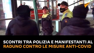 Paesi Bassi: scontri tra polizia e manifestanti al raduno contro le misure anti-Covid