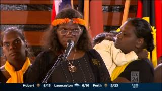 Mr Yunupingu Memorial (16/17)