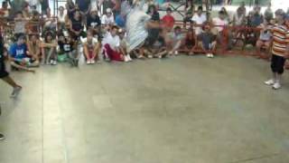 Bboy Caz y Peru (ganaron la ronda) vs Bboy Chuky y Lukitas