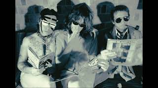 PUPPY AND THE HAND JOBS - HIGH SCHOOL BRIDE