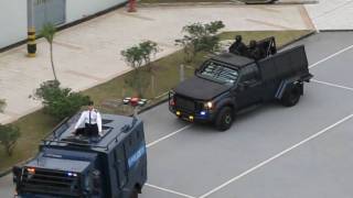 飛虎隊向任達榮副處長致敬 SDU paid tribute to DCP YAM Tat Wing